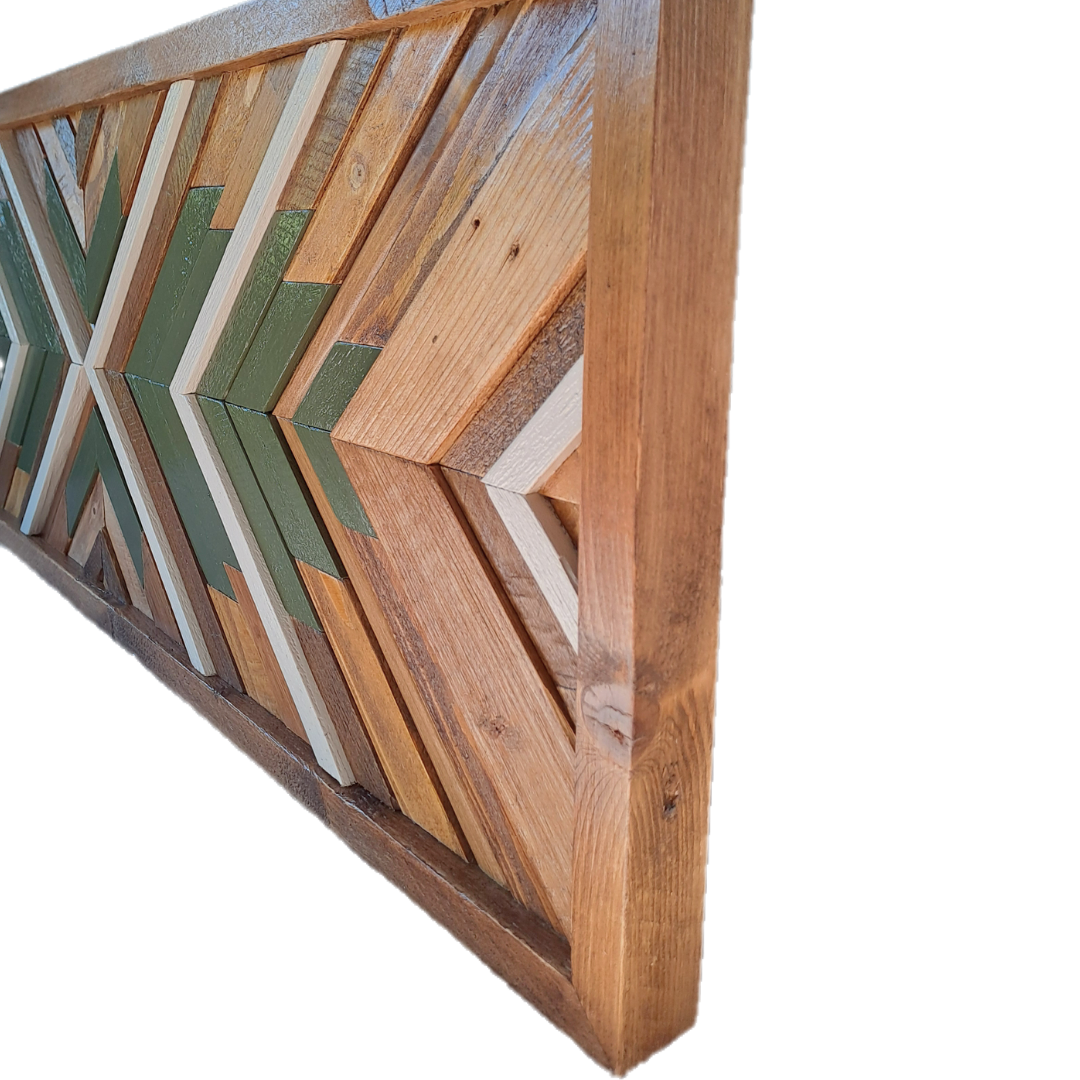 Houten wandornament zij groen hout