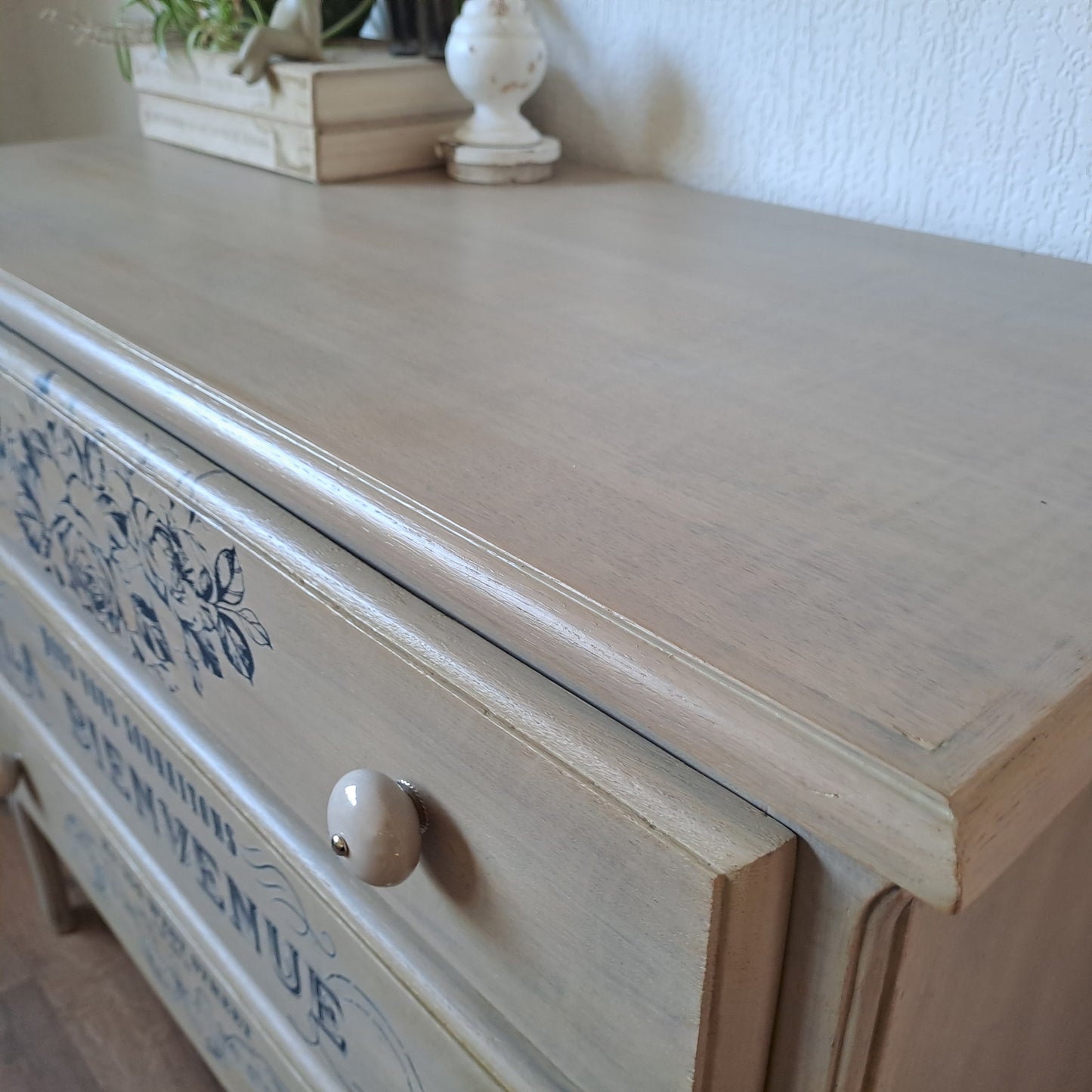 Ladekast vergrijsd met print - 3 lades