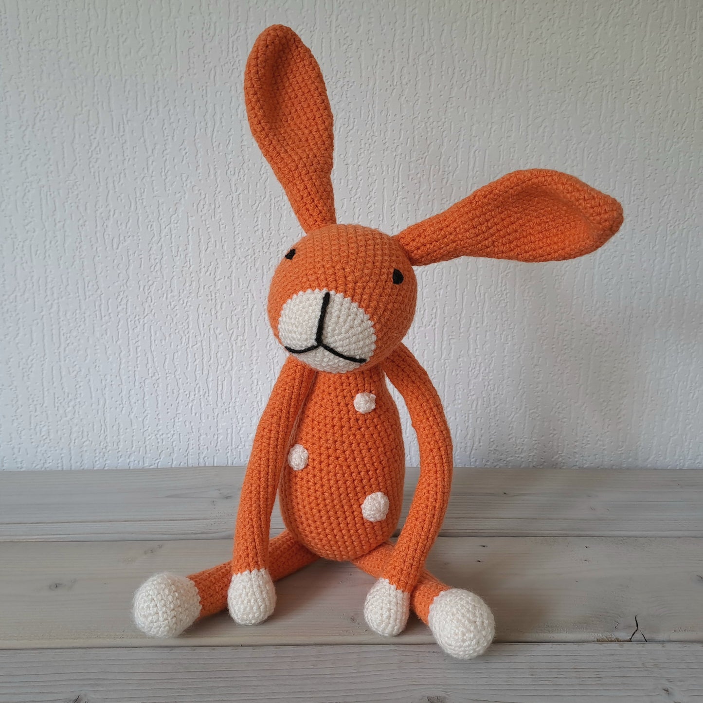 Konijn knuffel gehaakt oranje