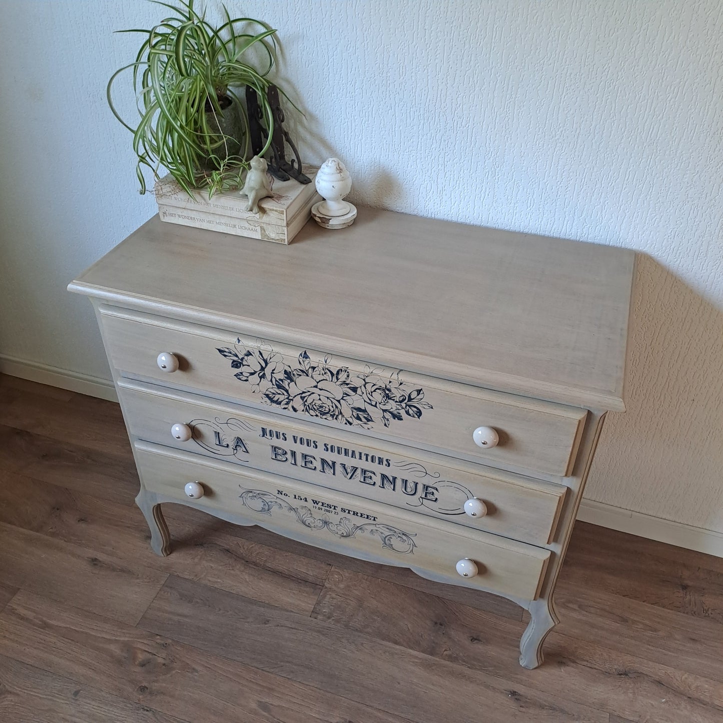 Ladekast vergrijsd met print - 3 lades