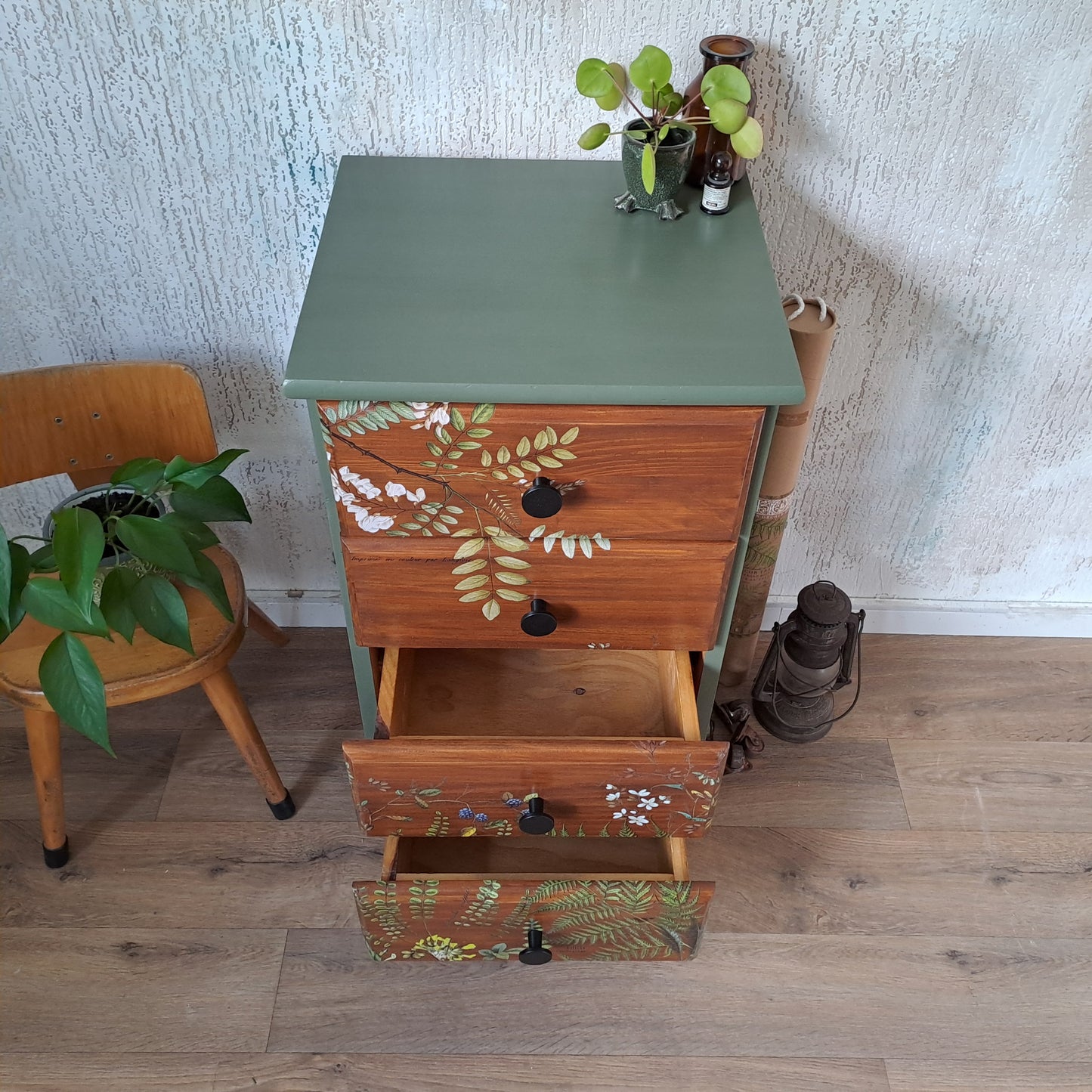 Nachtkastje groen botanisch