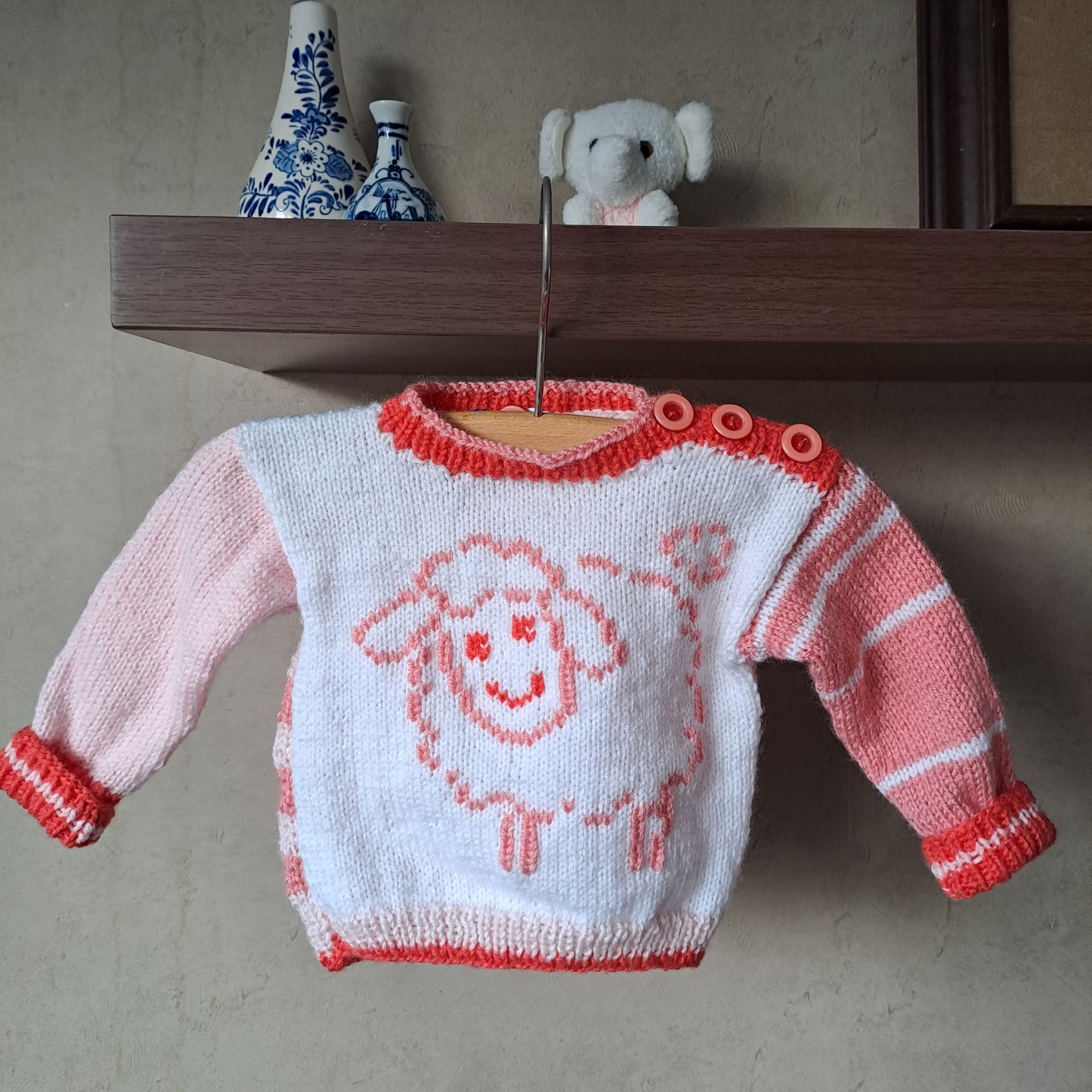 Babytruitjes gebreid div kleuren