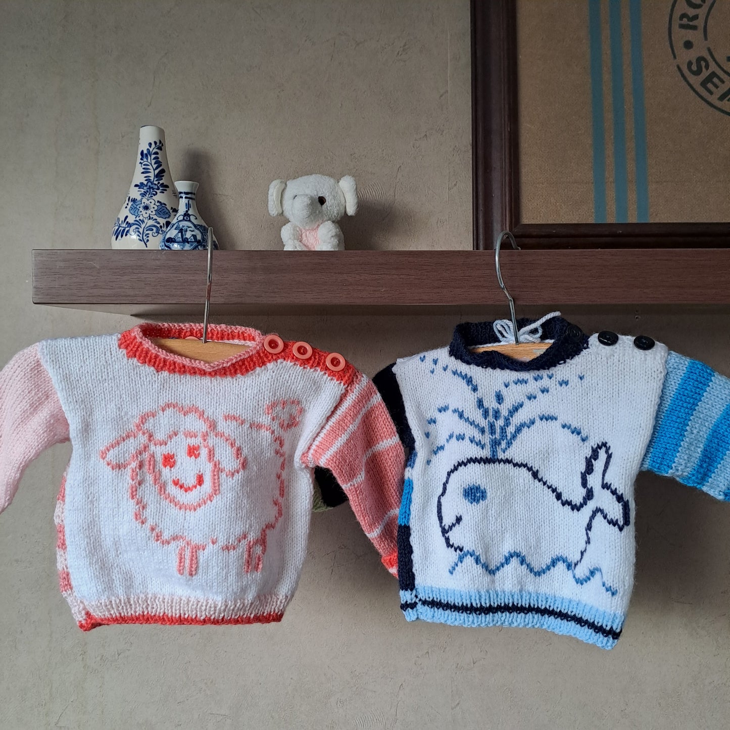 Babytruitjes gebreid div kleuren