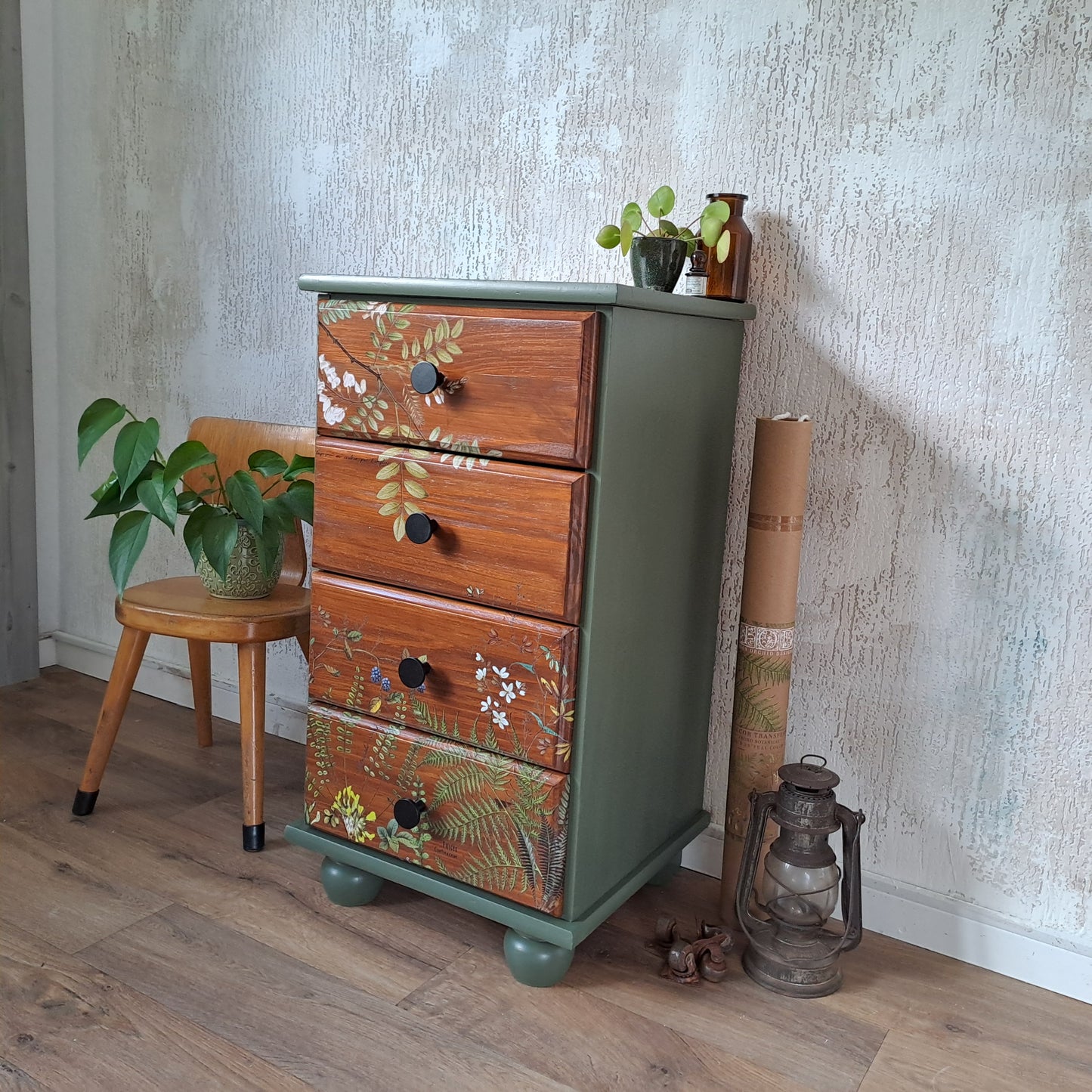 Nachtkastje groen botanisch